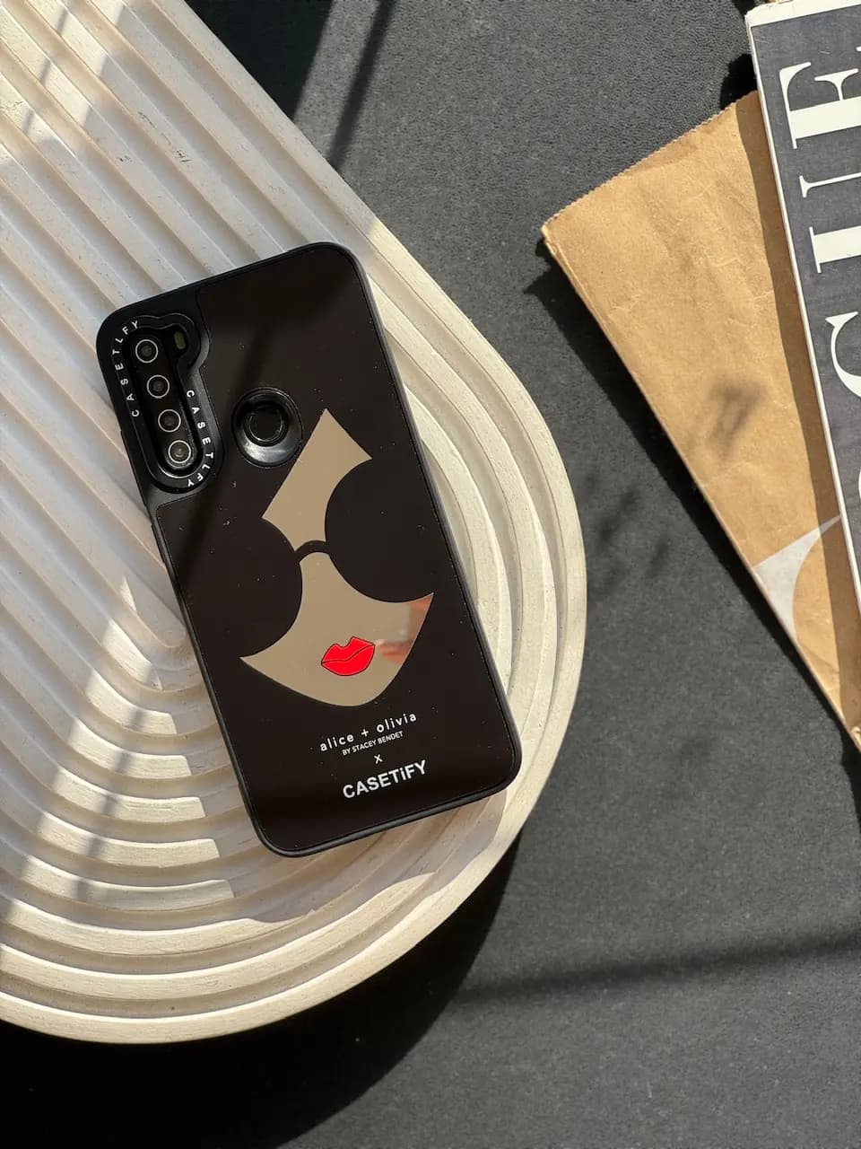 قاب Olivia Casetify آیفون/سامسونگ/شیائومی — تصویر ۲