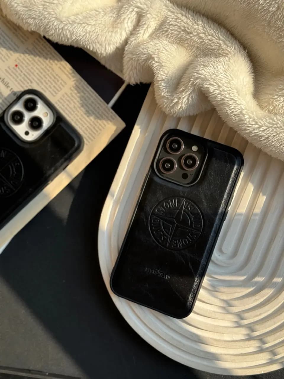 قاب Stone Island چرمی (کدC1634) — تصویر ۳
