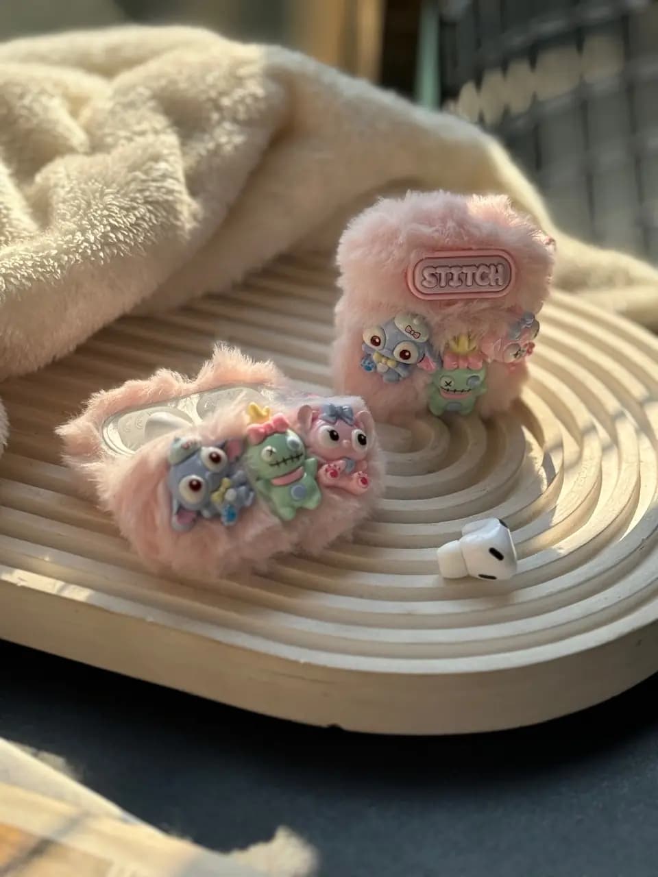 کاور ایرپاد stitch family — تصویر ۲