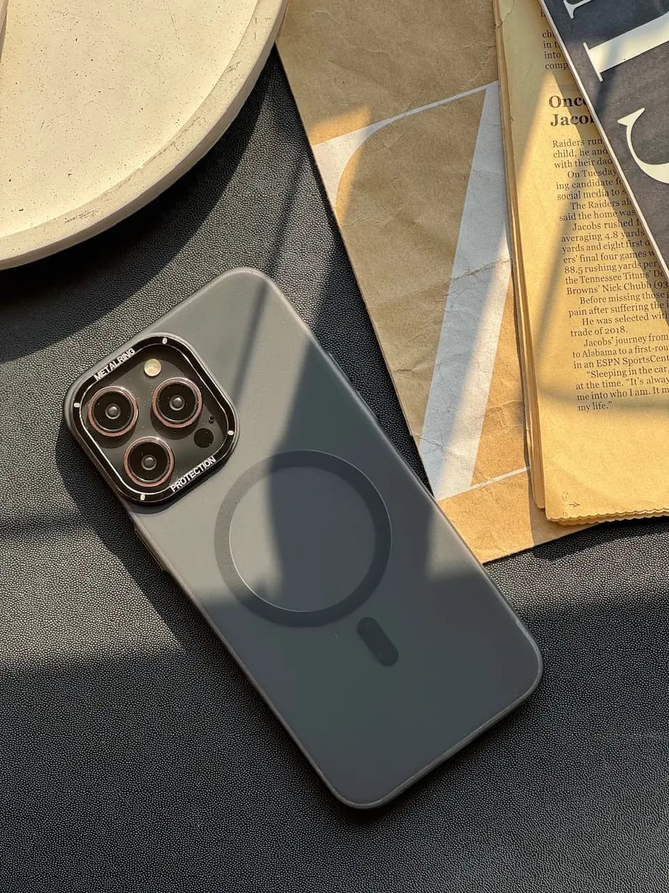 قاب Metal Ring with MagSafe — تصویر ۴