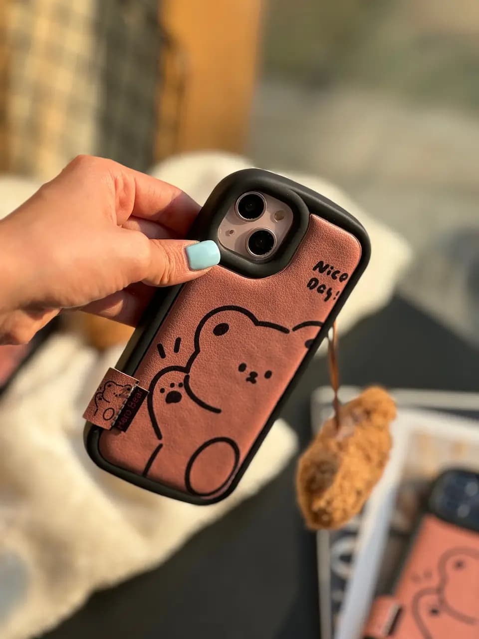 قاب Hero Bear با آویز پشمی — تصویر ۶