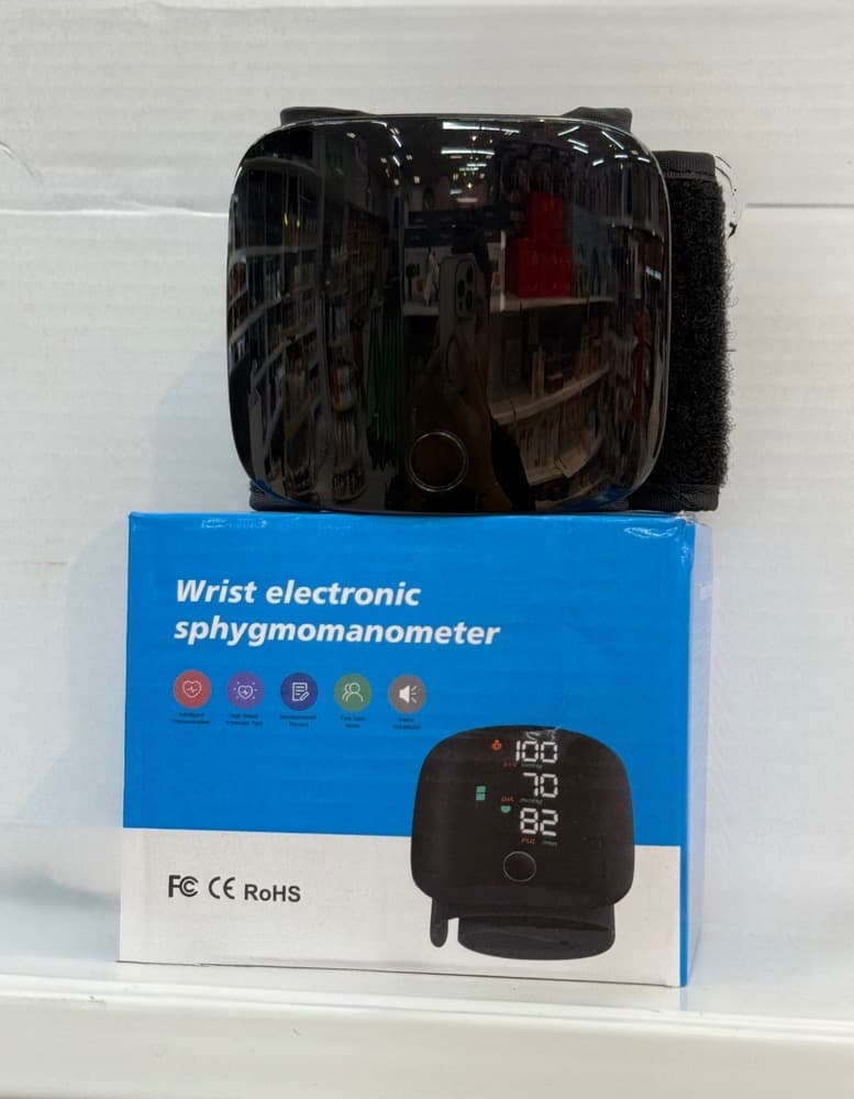 دستگاه فشارسنج سخنگو مچی دیجیتالی (Wrist Electronic Sphygmomanometer)