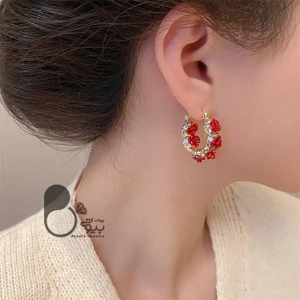 گوشواره رز قرمز