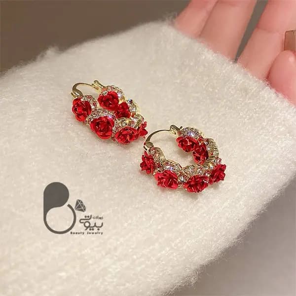گوشواره رز قرمز — تصویر ۳