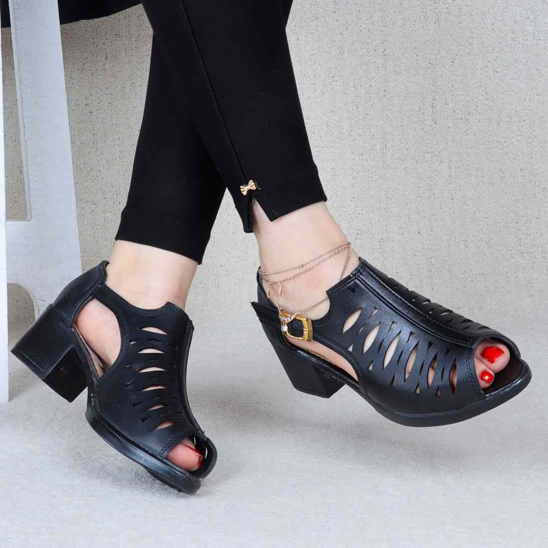 صندل پاشنه باس