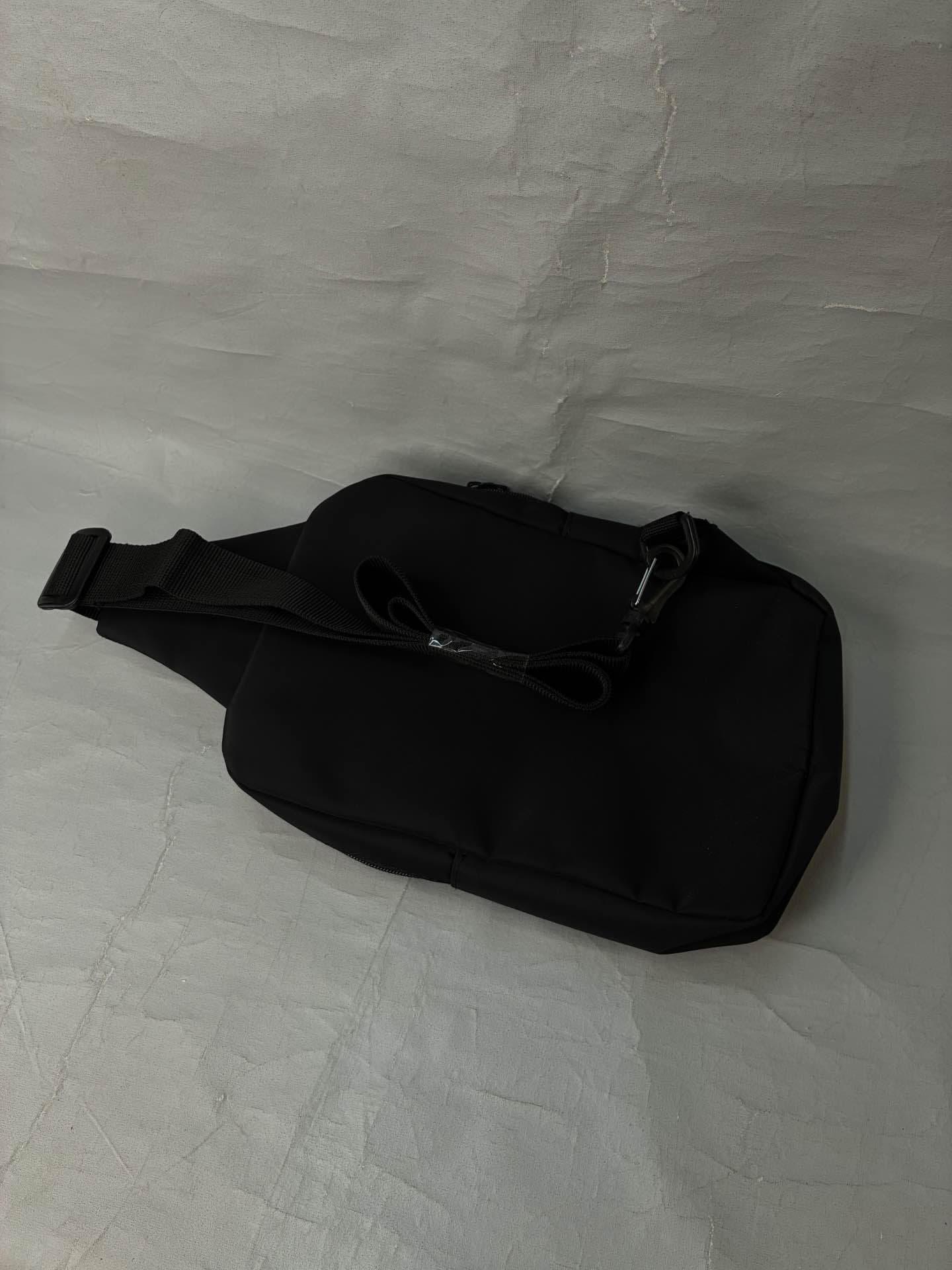 کیف بادی کروم — تصویر ۲