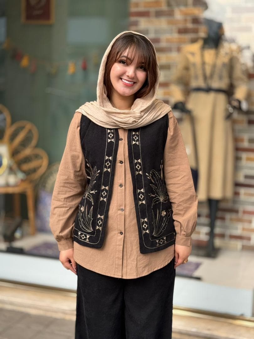 ست سه تیکه دیانا کبریتی مشکی نسکافه ای — تصویر ۳