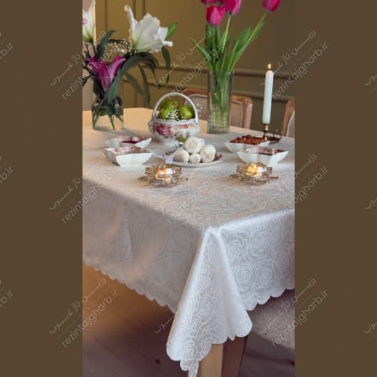 رومیزی ژاگارد مستطیل طرح رزالین رزین تاژ — تصویر ۴