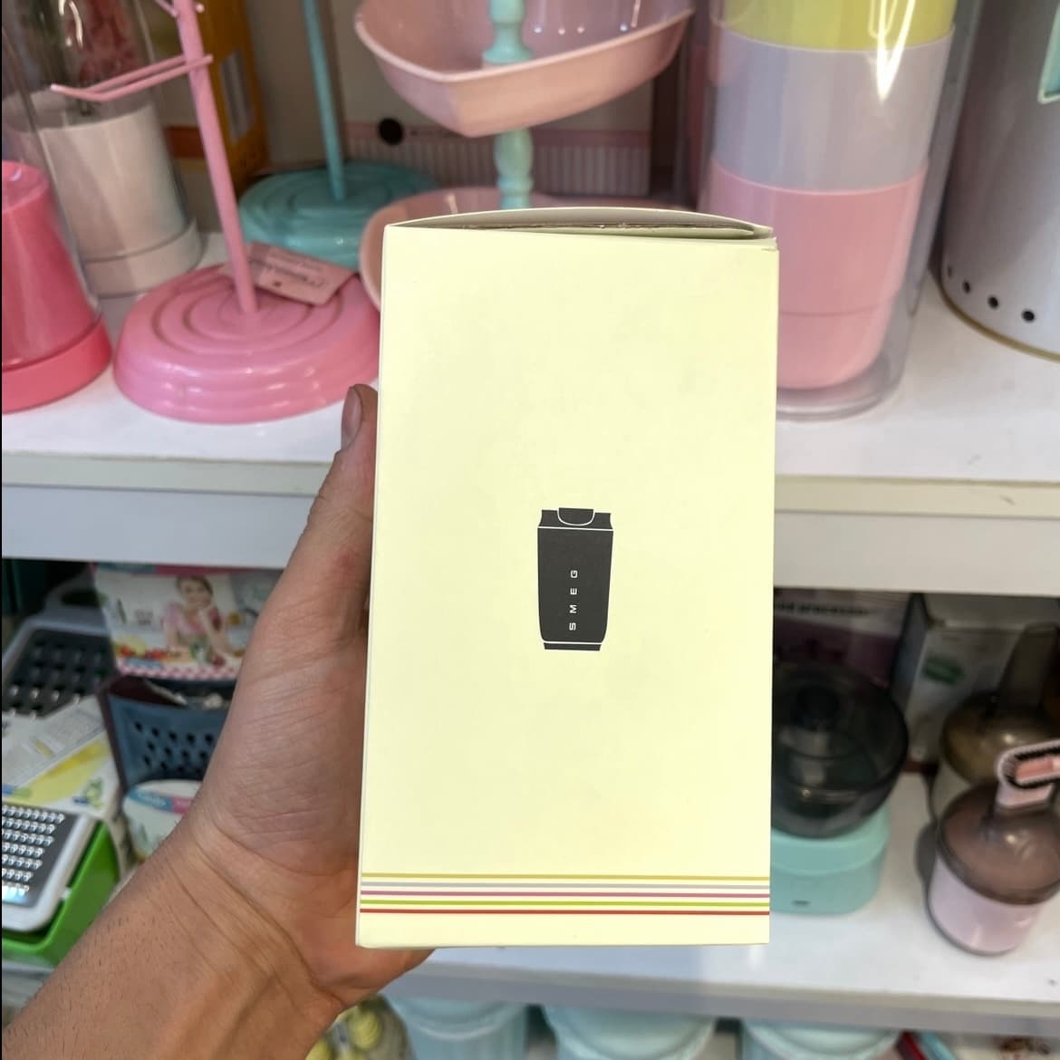 تراول ماگ اسمگ Smeg مدل 648 کرم Wall Mug Smeg — تصویر ۸