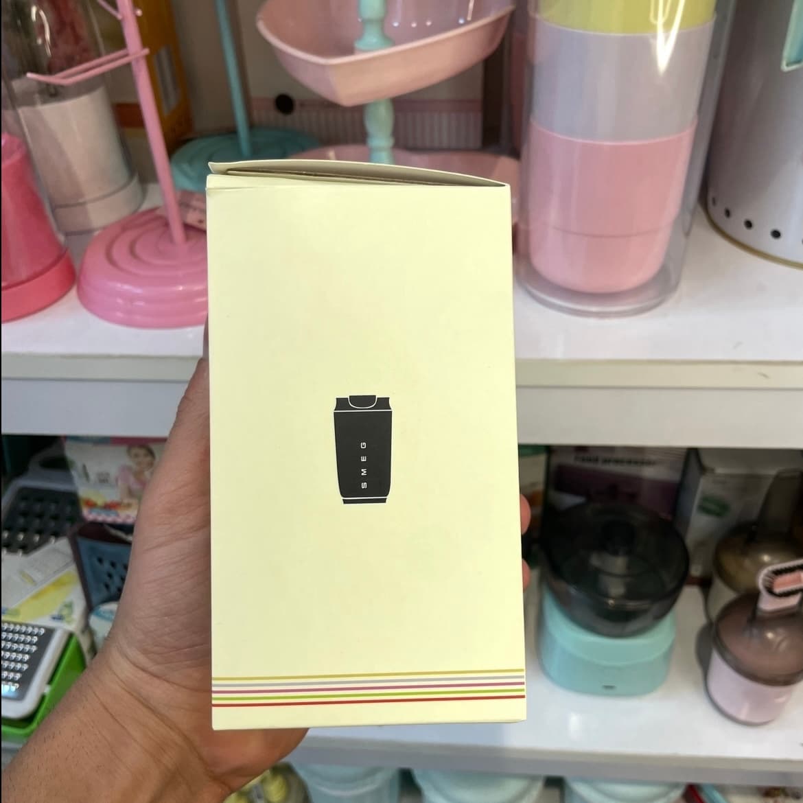 تراول ماگ اسمگ Smeg مدل 648 کرم Wall Mug Smeg — تصویر ۵