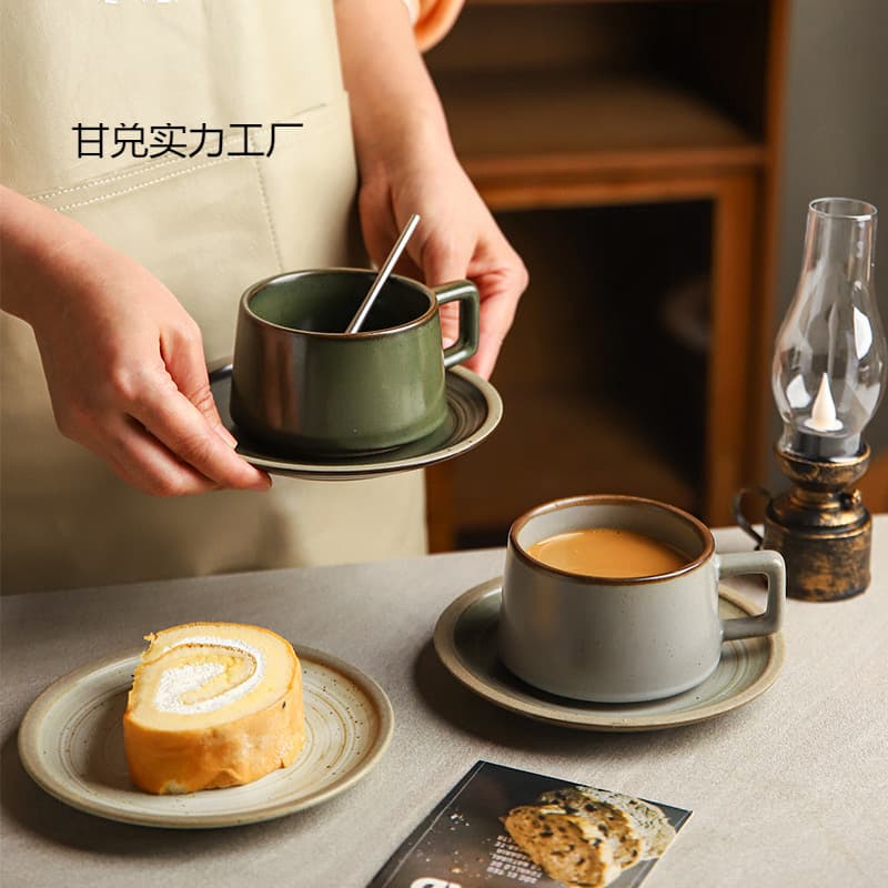 فنجان نعلبکی سرامیکی طرح ژاپنی سبز — تصویر ۳