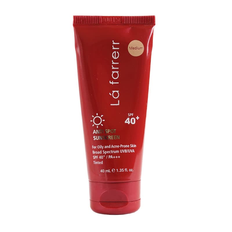 کرم ضدآفتاب رنگی ضدلک لافارر رنگ مدیوم مناسب پوست چرب و مستعد آکنه SPF40