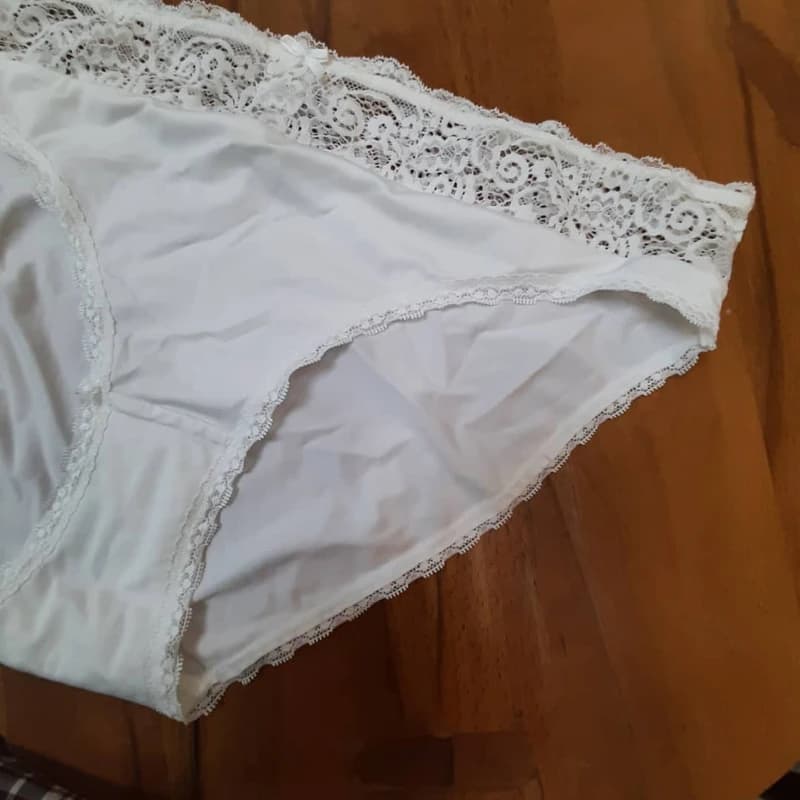شورت زنانه جینا بنوتی مدل 2555 — تصویر ۲