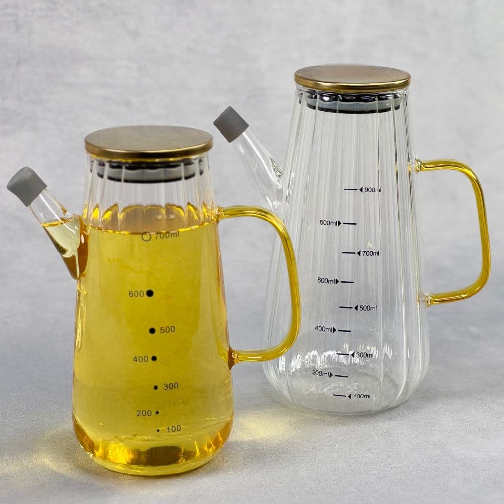 روغن ریز پیرکس درب استیل طلایی طرح شیاردار گنجایش 900ml کد m218 — تصویر ۳