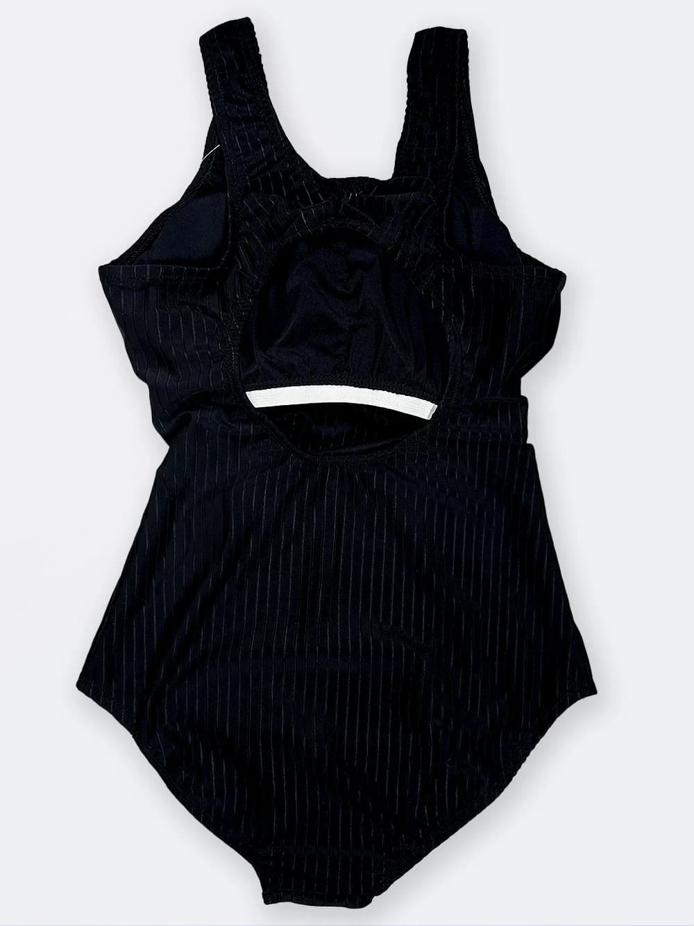 مایو زنانه اسلیپ مشکی رنگ طرح راه راه کلاسیک شیک و ساده اسپیدو ( Speedo ) کاپدار — تصویر ۲