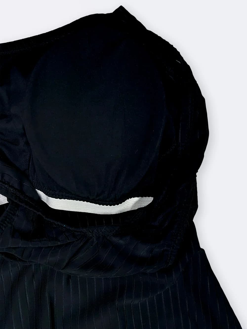 مایو زنانه اسلیپ مشکی رنگ طرح راه راه کلاسیک شیک و ساده اسپیدو ( Speedo ) کاپدار — تصویر ۶