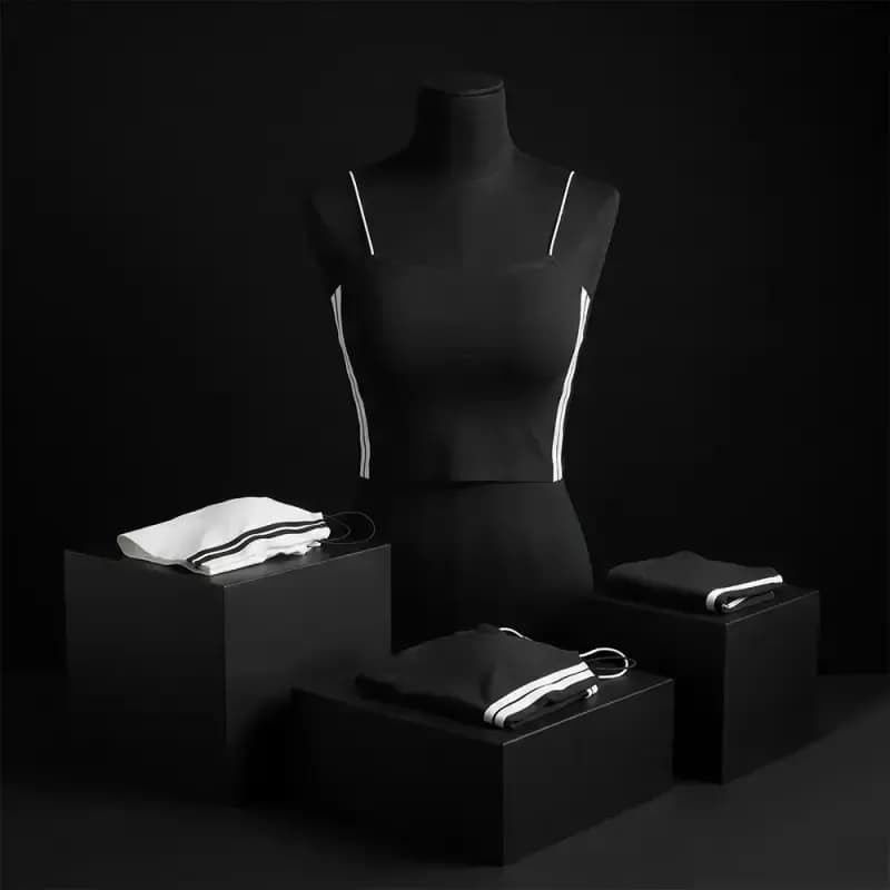 نیم تنه ورزشی زنانه آدیداس مدل لیزری اسفنج دار فری سایز — تصویر ۹