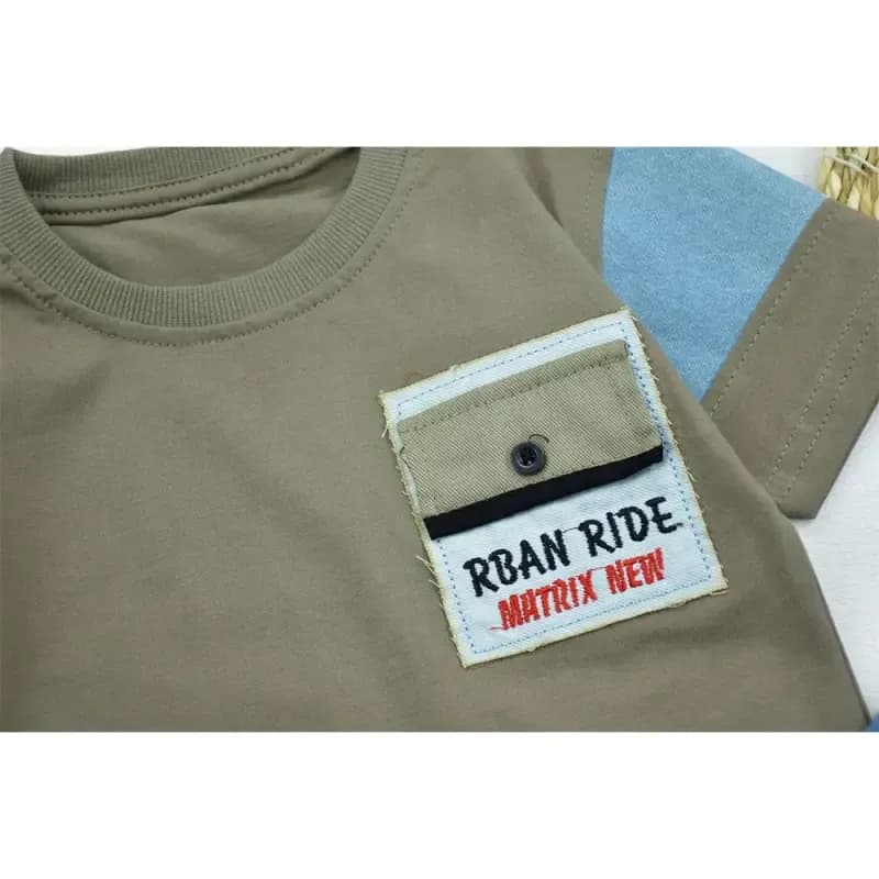 ست تیشرت و شلوارک پسرانه مدل RBAN کد 11295 با شلوارک جین — تصویر ۸