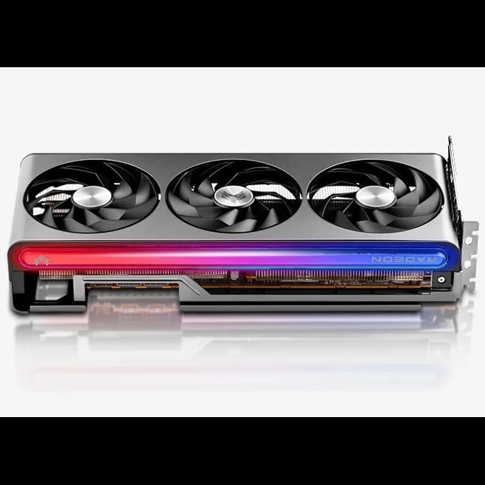 کارت گرافیک سافایر Sapphire NITRO+ RX 7700 XT 12GB — تصویر ۲