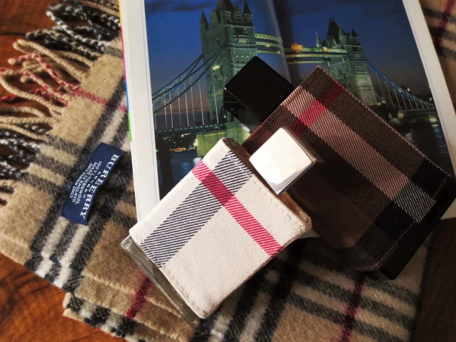 عطر ادکلن باربری لندن زنانه اصل | Burberry London — تصویر ۹