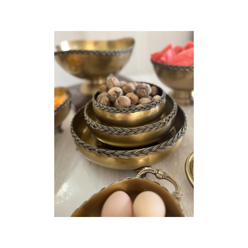 ظرف گرد سه پایه برنجی مپکو 759301 — تصویر ۵