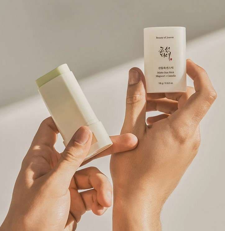 ضدآفتاب استیکی بیوتی اف جوسان مناسب انواع پوست +SPF50 — تصویر ۴