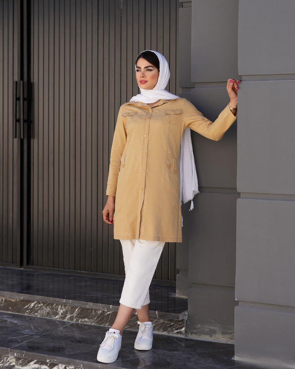 مانتو شیک و ساده — تصویر ۲