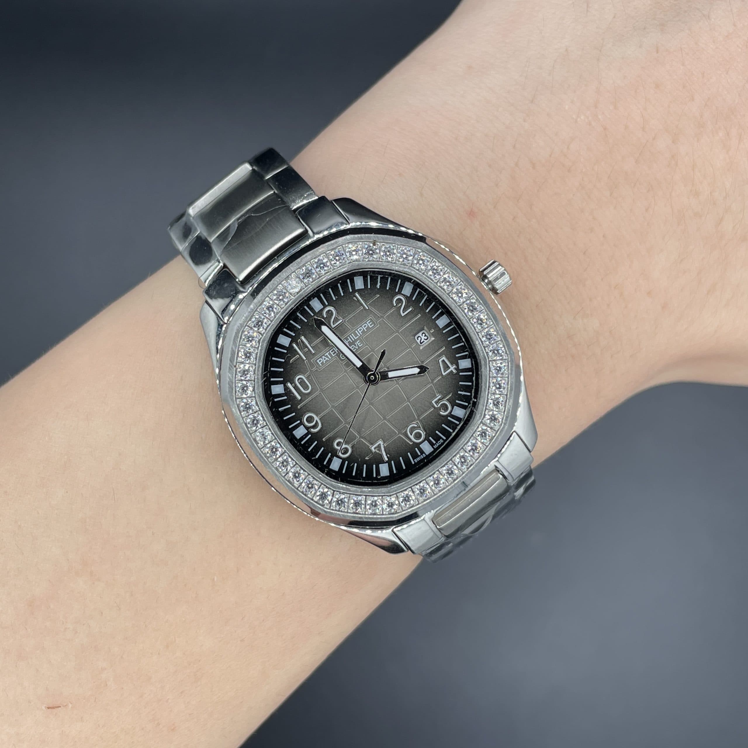 ساعت زنانه پتک فيليپ ناتيلوس Patek philippe Natilus — تصویر ۳