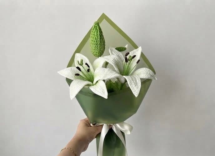 دسته گل بافتنی لیلیوم