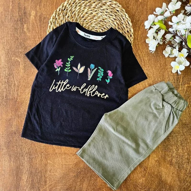 تیشرت شلوارک کتان طرح گل little flowers کد ۴۸۰۸