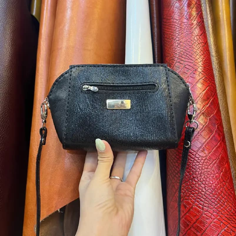 کیف دوشی کوچک و سبک چرم گاوی کد 73 — تصویر ۲