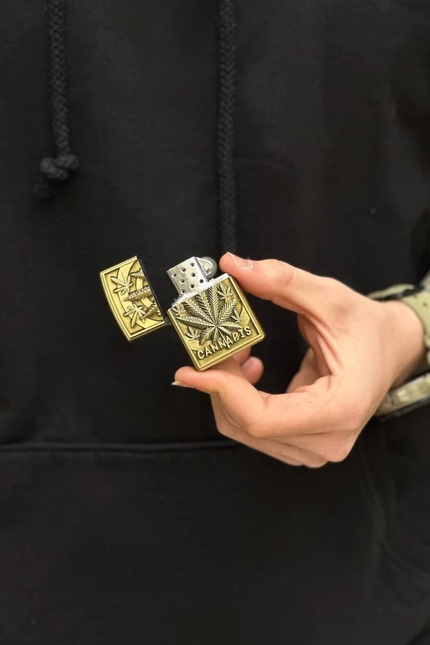 فندک طرح زیپو چند برگ — تصویر ۳