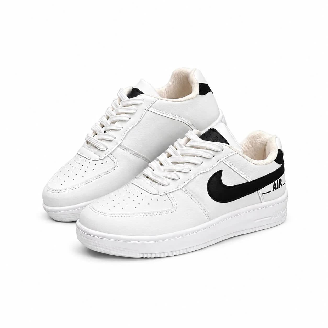 کفش کتانی مردانه زنانه و بزرگ پا مدل ایرفورس مشکی سفید Nike Air Force — تصویر ۸