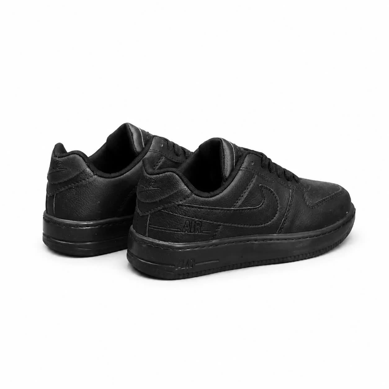 کفش کتانی مردانه زنانه و بزرگ پا مدل ایرفورس مشکی Nike Air Force — تصویر ۵
