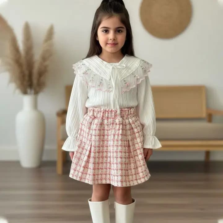 ست شومیز و دامن دخترانه