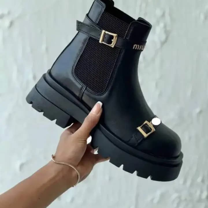 نیمبوت دو سگک شیک مون