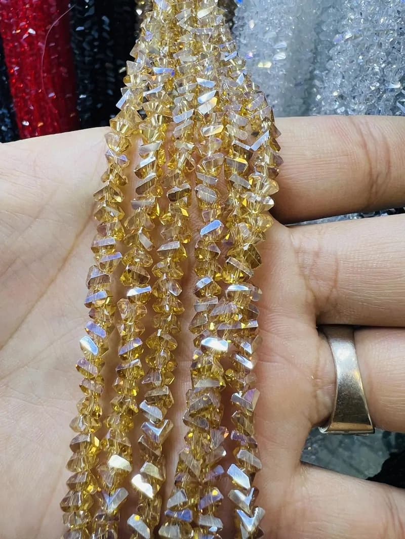 کریستال مثلثی — تصویر ۴