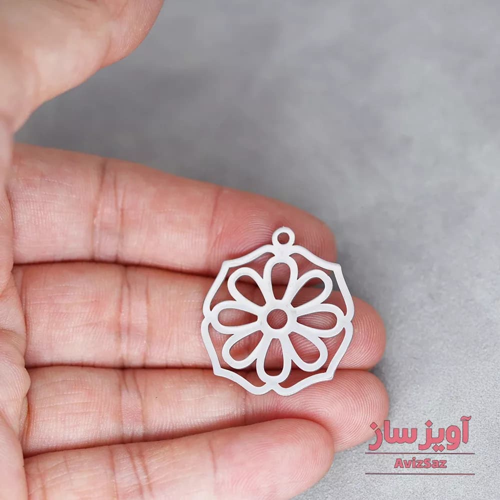 گردنبند گل کد 102117