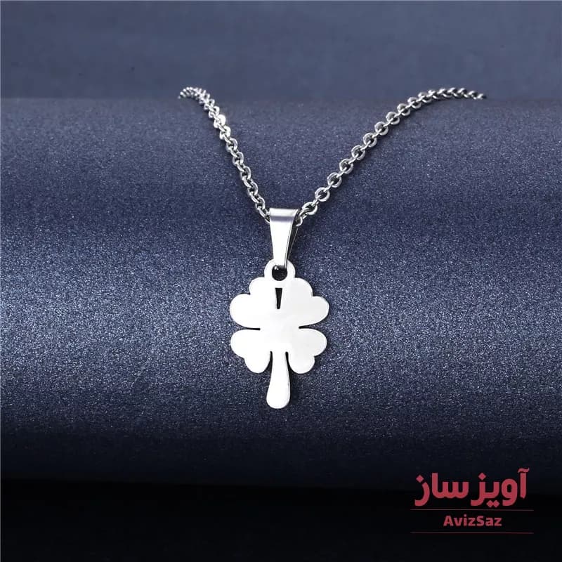 گردنبند گل شبدر کد 102114
