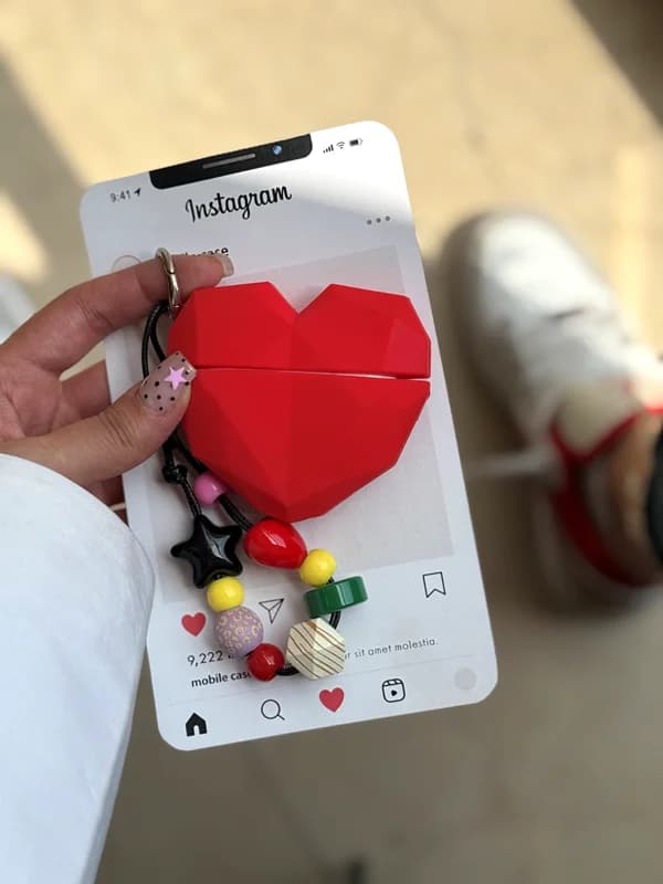 کاور ایرپاد طرح قلب قرمز سه بعدی با آویز — تصویر ۳
