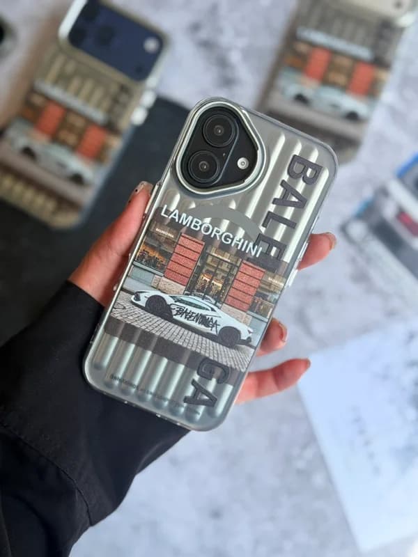قاب طرح Lamborghini گوشی آیفون 17 پرومکس — تصویر ۵