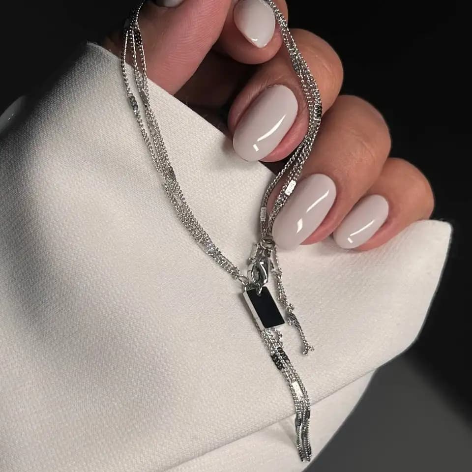 دستبند زنانه و دخترانه استیل طرح سه لاین زنجیر ظریف ضد حساسیت رنگ ثابت کد atk — تصویر ۲