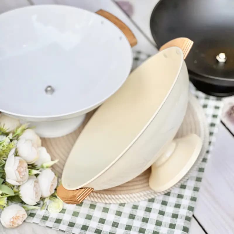 ظرف میوه پایه دار دسته چوبی — تصویر ۲