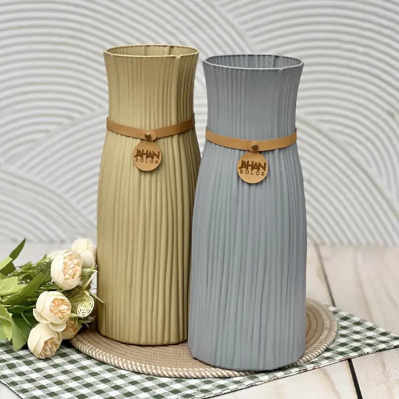 گلدان شیشه ای رنگی خطی