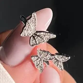 انگشتر زنانه و دخترانه جواهری طرح پروانه ای کوچک و بزرگ ضد حساسیت رنگ ثابت فری سایز کد atk