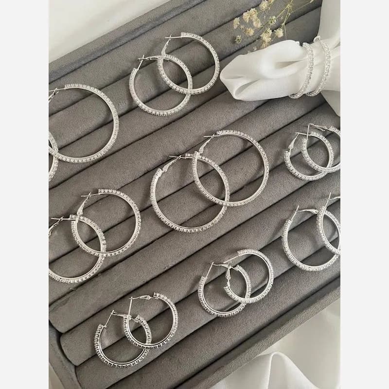 گوشواره تنیسی نگینی نقره ای مدل جواهری — تصویر ۳