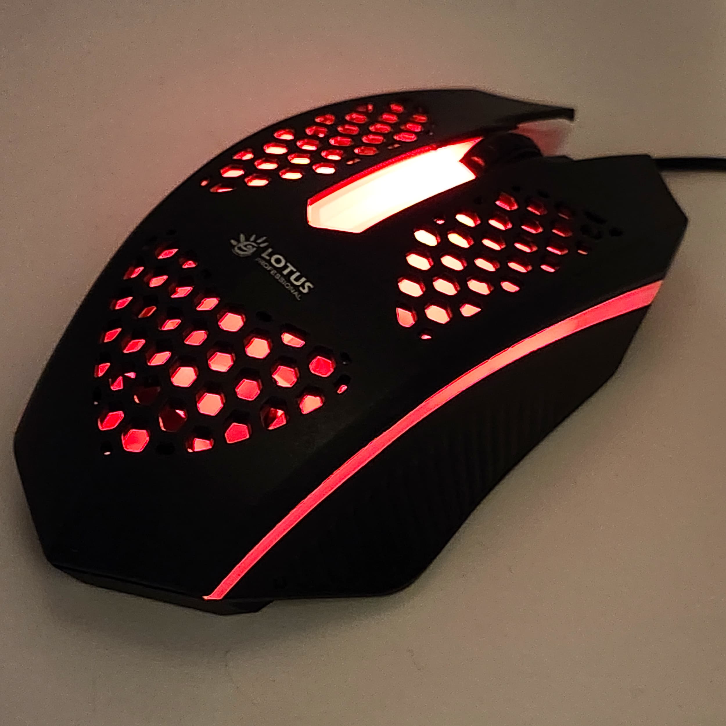 ماوس مخصوص بازی لوتوس مدل RGB-6W کد 2024 — تصویر ۵