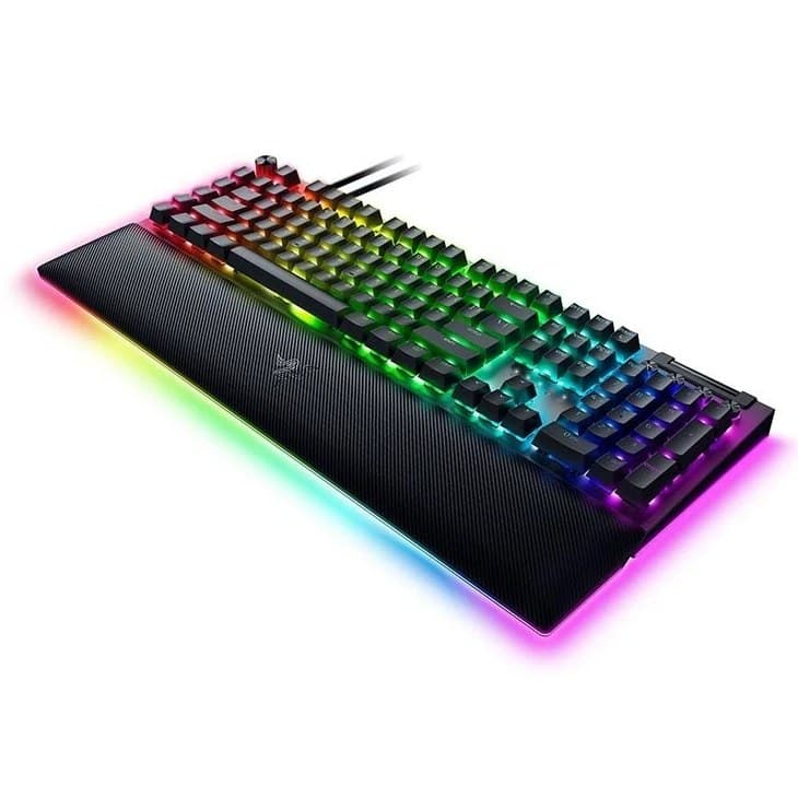 کیبورد مخصوص بازی ریزر مدل BlackWidow V4 Pro Yellow Switch — تصویر ۲
