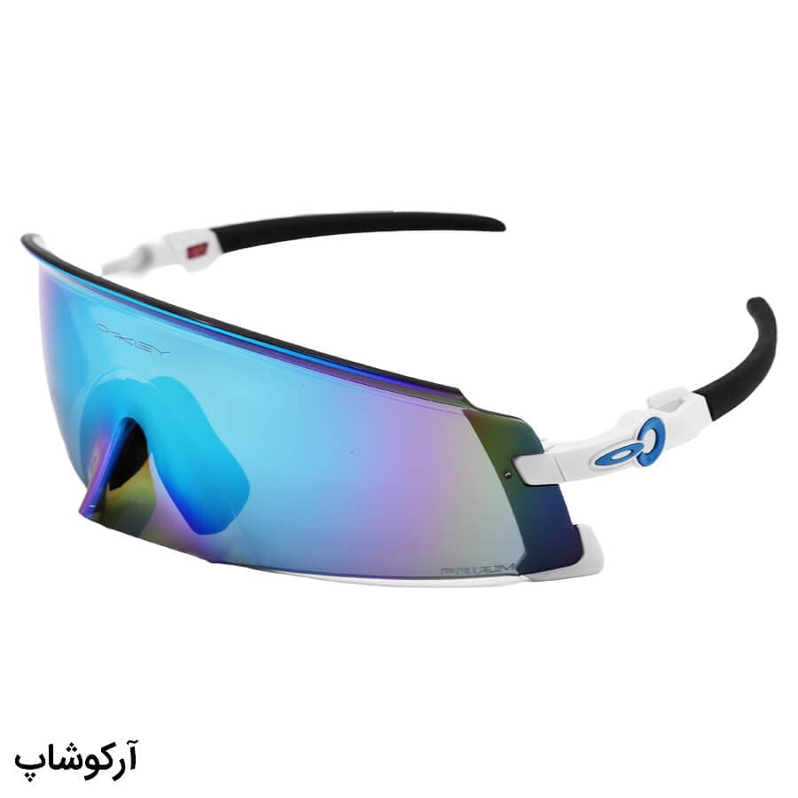 عینک ورزشی OAKLEY با فریم مشکی و سفید رنگ، عدسی آینه ای و چند رنگ مدل 009455