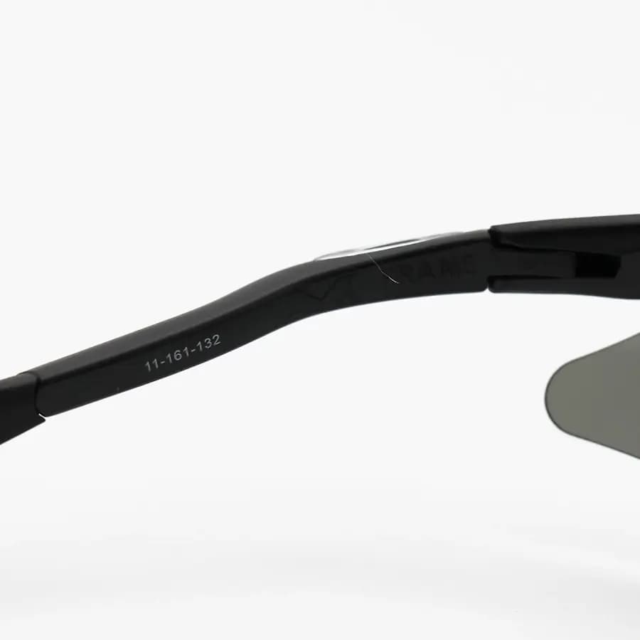 عینک ورزشی OAKLEY با فریم مشکی مات، 5 کاور لنز قابل تعویض و تجهیزات کامل مدل 11-161-132 — تصویر ۷